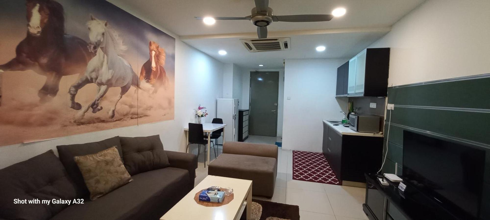 One Maxim Residence At Taragon Куала Лумпур Екстериор снимка